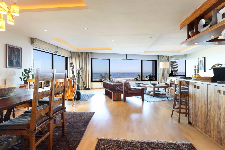 4 Bedroom Property for Sale in Sea Point Western Cape